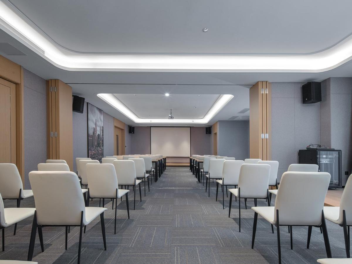 Country Inn & Suites By Radisson - Taishan East Branch Экстерьер фото